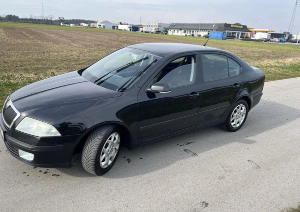 Skoda Octavia cena 6690 przebieg: 379000, rok produkcji 2006 z Toruń małe 121